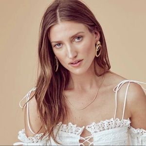 Meet your Posher, Priscilla